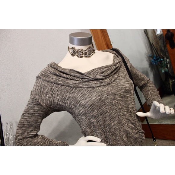 Tunic - Picture 2 of 7